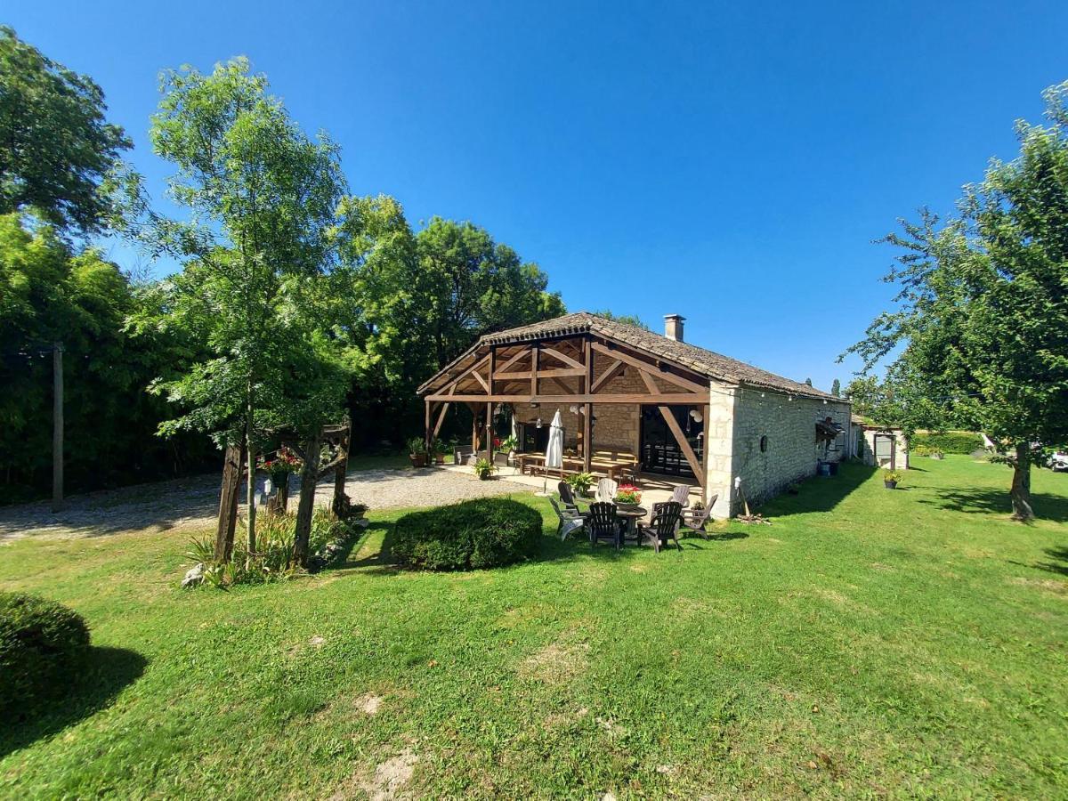 Le Moulin De Bernard Saint-Pantaléon Exterior foto